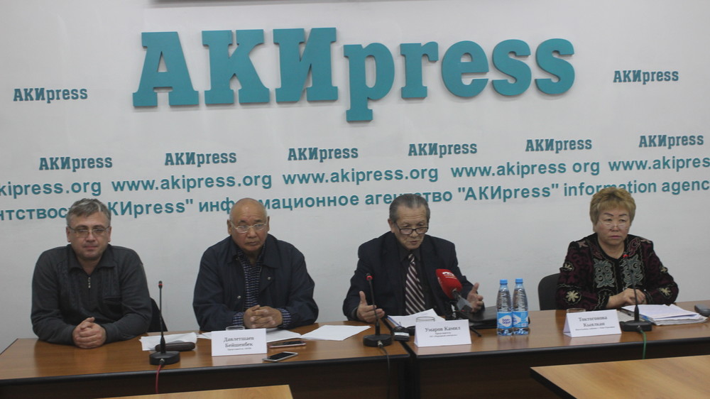 Активист К.Умаров: Главы айыл окмоту превратили сельские управы в частную собственность