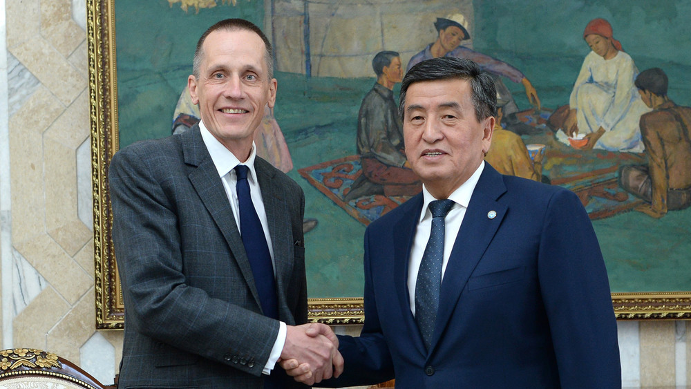 Чарльз Гаррет и Сооронбай Жээнбеков