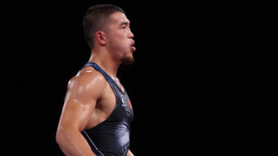 Акжол Махмудов