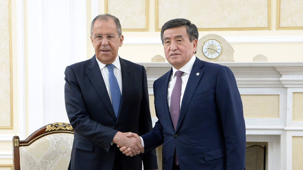 Сергей Лавров менен Сооронбай Жээнбеков