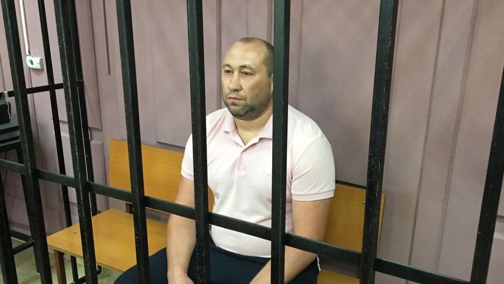 Виктор Липатов