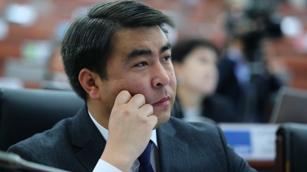 Жанар Акаев