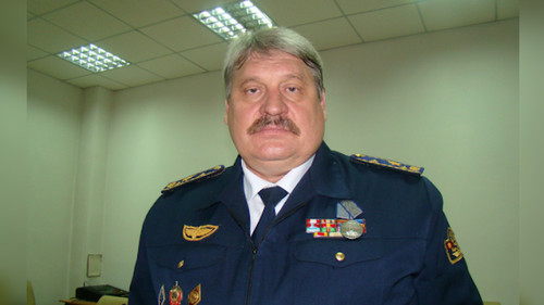 Жетілген аққұбаларды қара жігіттер трахает етеді