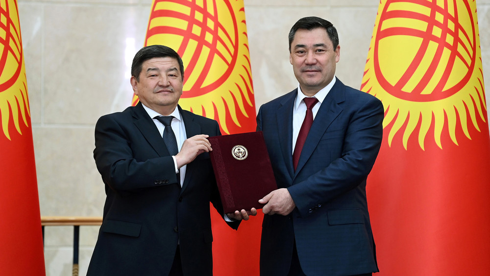 Садыр Жапаров и глава Кабмина Акылбек Жапаров