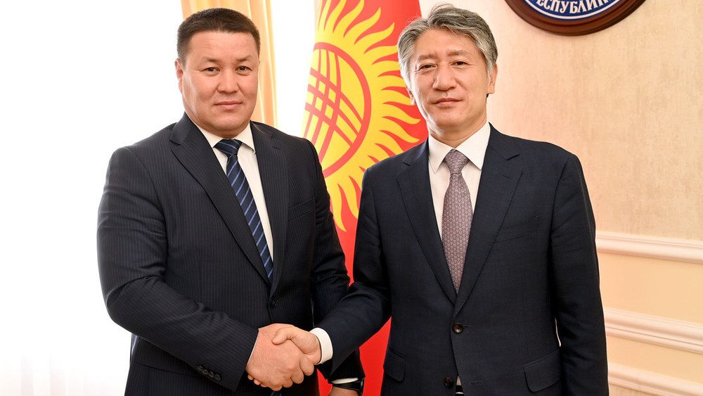 Талант Мамытов, Ли Вонджэ