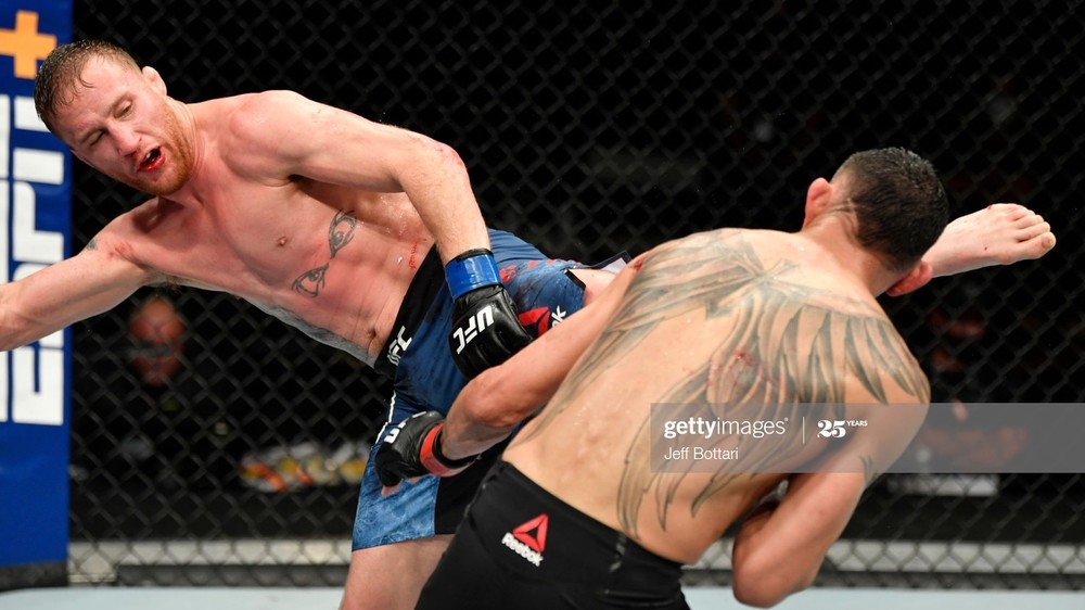 Джастин Гэтжи - Тони Фергюсон