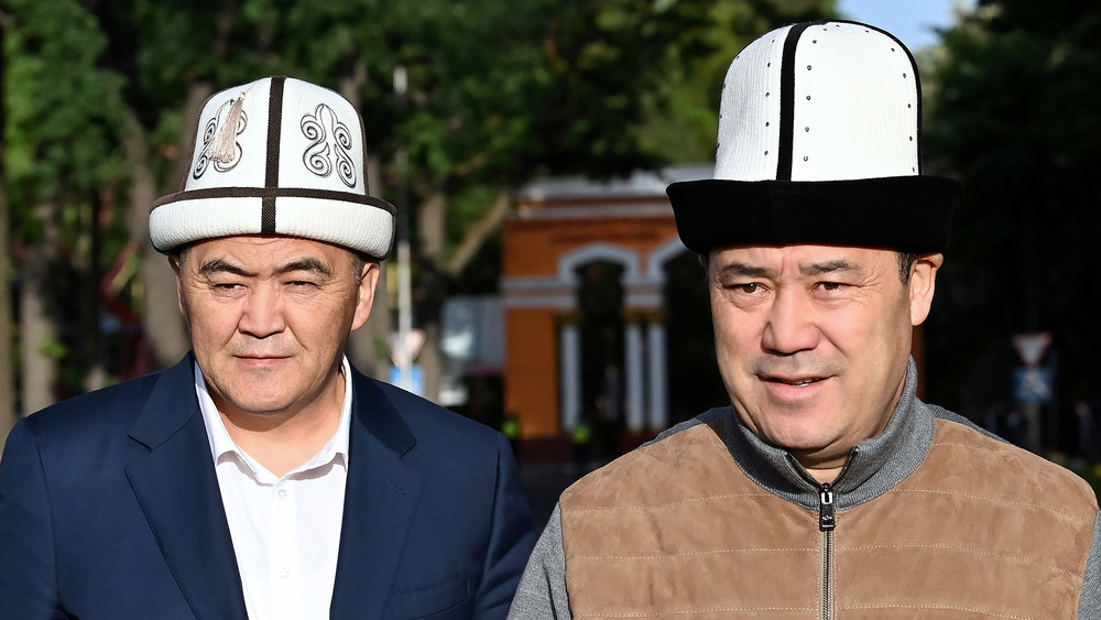 Глава ГКНБ Камчыбек Ташиев и президент Садыр Жапаров