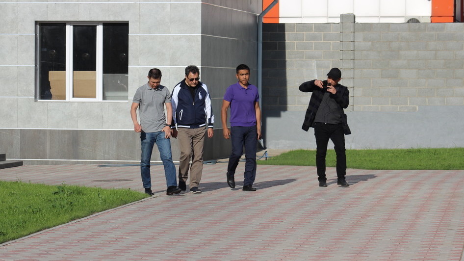 Шамиль Атаханов доставлен в Первомайский районный суд