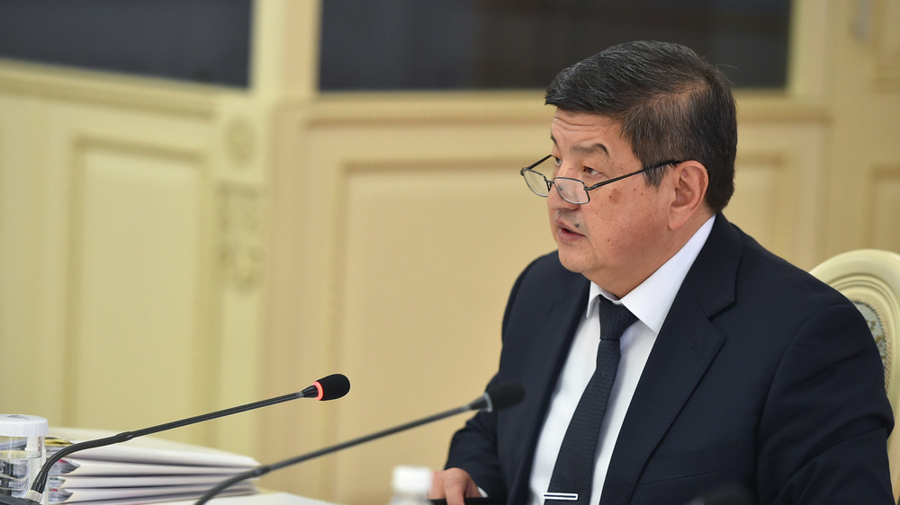 Председатель Кабмина Акылбек Жапаров