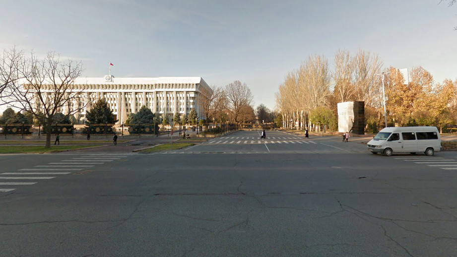 Чүй жана Панфилов көчөлөрүнүн кесилиши