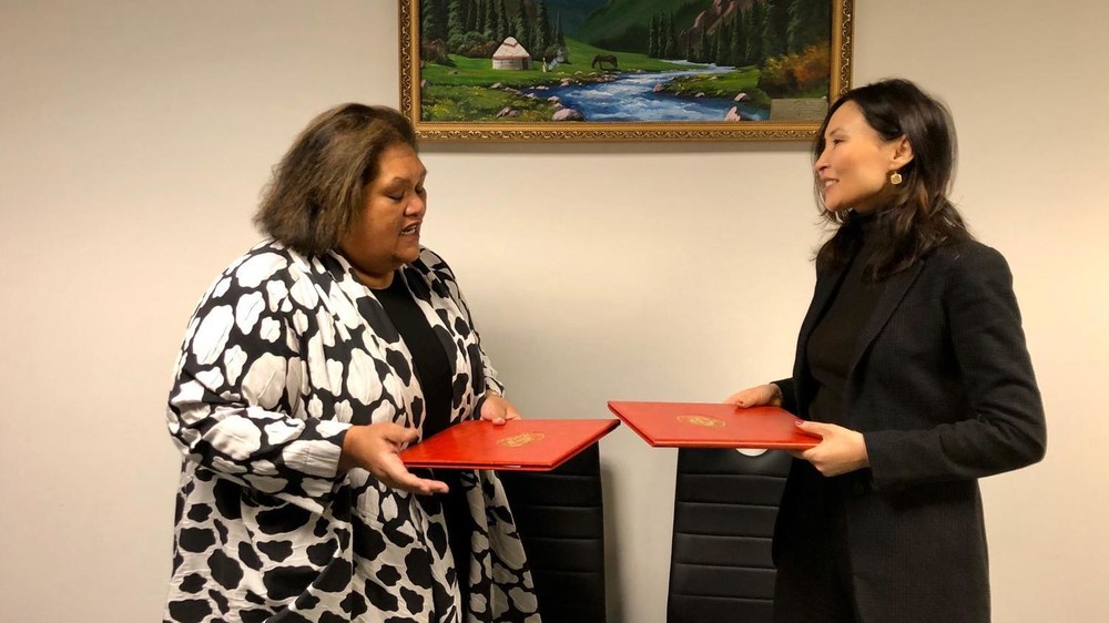 Марлен Мозес и Миргуль Молдоисаева