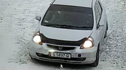 Угнанная машина с подложными номерами