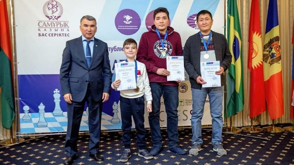 Медет Жапаров