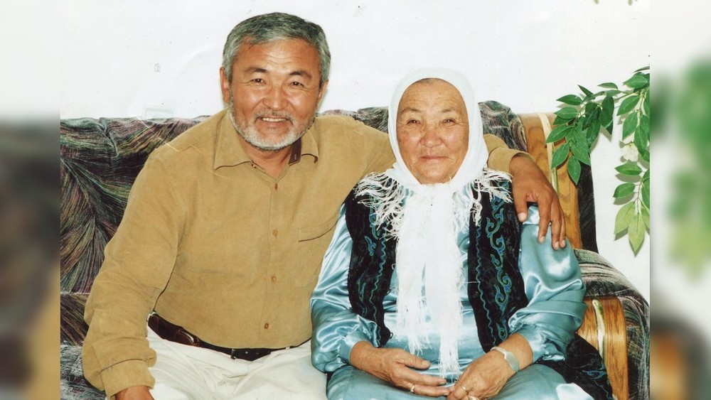 Сүйүн Эгембердиева менен Табылды Эгембердиев