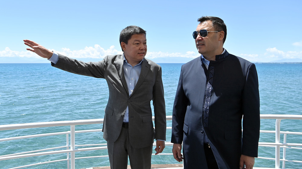 Канат Керезбеков жана Садыр Жапаров