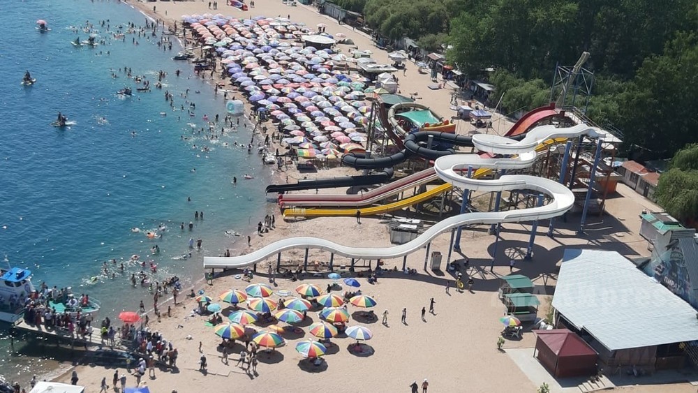 Пляж «Золотых песков»