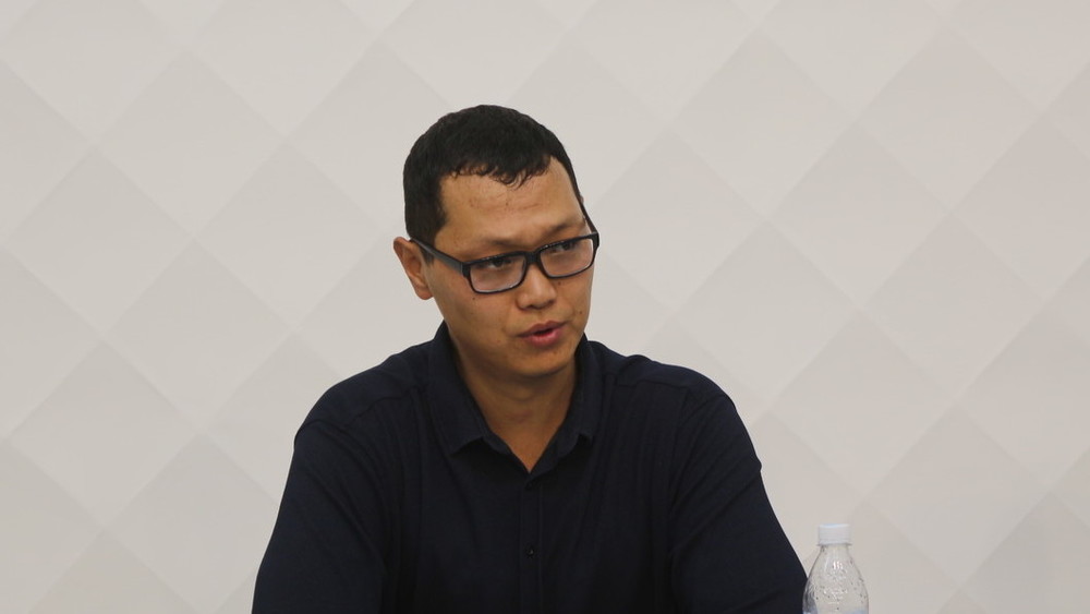 Адилет Сапарбаев