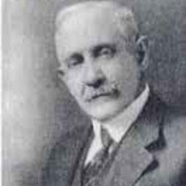 Бейнедегі жалаңаш Шизуне