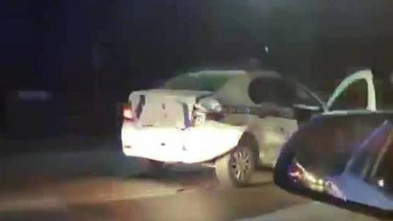 «Крузак» врезался в патрульную машину. Два человека пострадали