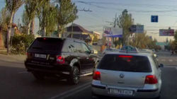 На Юнусалиева Range Rover проехал по встречке. Видео