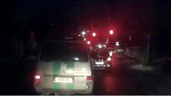 Инкассаторская машина, у которой 61 тыс. сомов штрафов в Carcheck, выехала на встречку. Видео Инкассаторская машина, у которой 61 тыс. сомов штрафов в Carcheck, выехала на встречку. Видео