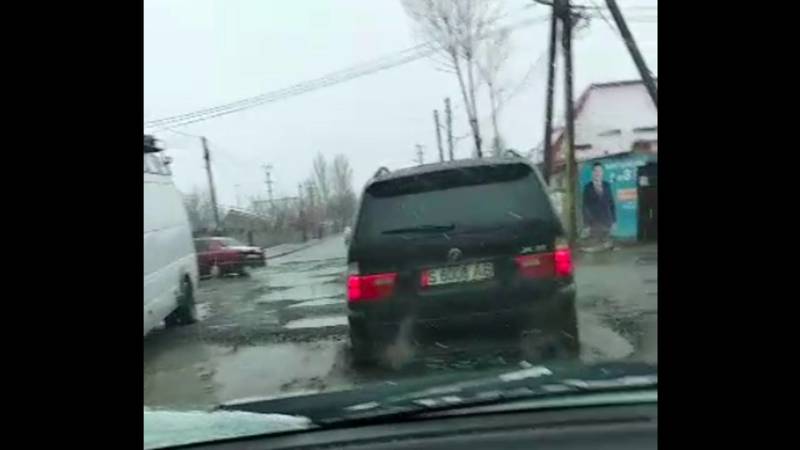 Водитель жалуется на состояние улицы Месароша