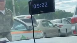 «Д - дистанция». На Южной магистрали паровозиком столкнулись 4 машины. Видео с места аварии «Д - дистанция». На Южной магистрали паровозиком столкнулись 4 машины. Видео с места аварии