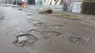 Ремонт улицы Шопена в 5 мкр не довели до конца, - горожанин <i>(фото)</i>