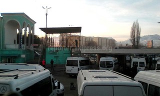 Когда демонтируют навес, установленный на территории Восточного автовокзала? - читатель (фото)