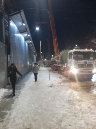 На владельца участка на перекрестке Киевской-Тыныстанова составлен протокол за нарушение правил благоустройств, - мэрия Бишкека