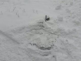 Жители улицы Карла Маркса Сокулукского района жалуются на отсутствие чистой воды и освещения (фото)