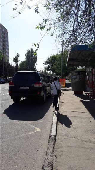 Парковка на остановке