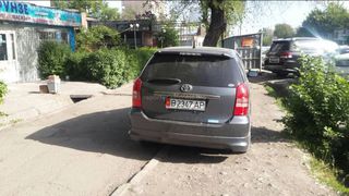 Парковка на тротуаре
