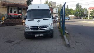 Парковка на тротуаре