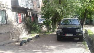Парковка на тротуаре