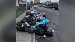 Возле «Космопарка» гора мусора на месте, где раньше стояли баки. Видео