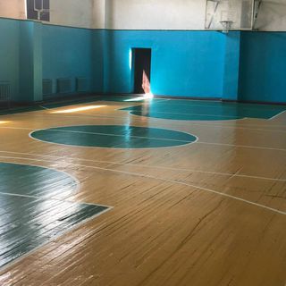 В школе им.А.Пушкина в Токмоке спортплощадка соответствует всем требованиям, - отдел образования