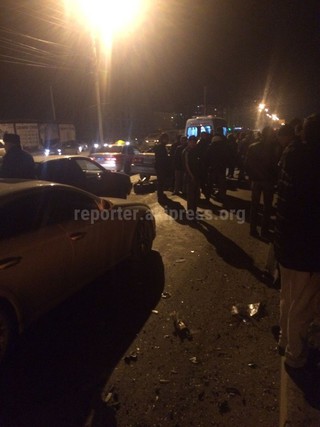 На Южной магистрали произошло ДТП, пострадали семейная пара и парень с девушкой, - читатель <b><i>(фото, видео)</i></b>