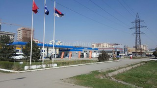 На АЗС «Газпрома» российский флаг висит в неправильном виде (фото) На АЗС «Газпрома» российский флаг висит в неправильном виде (фото)