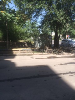 На Ибраимова-Огонбаева стоит трансформатор, внешний вид которого выглядит опасно, - читатель (фото)