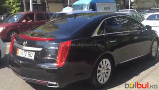 Водители Cadillac нарушают ПДД <i>(видео)</i>