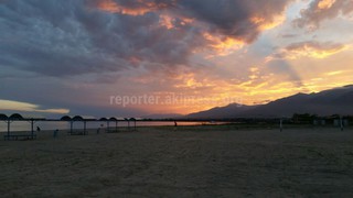 Фото— Закат в Чолпон-Ате