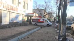 Рекламный штендер напротив парка Ата-Тюрк демонтирован <i>(фото)</i>