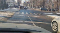 Водители должны останавливаться перед знаком стоп-линии, который установлен параллельно разметке, - ГУОБДД