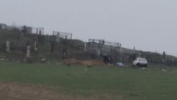 В селе Орто-Сай продолжают копать могилы на закрытом кладбище, - очевидец