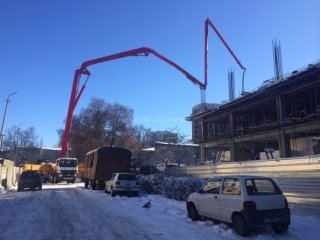 Строительная компания вновь перекрыла спецтехникой улицу Чокморова, - недовольство горожан <b>(фото)</b>