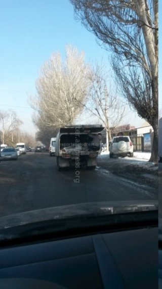 Экстремальные будни сотрудников МП «Тазалык», - читатель <b>(фото)</b>