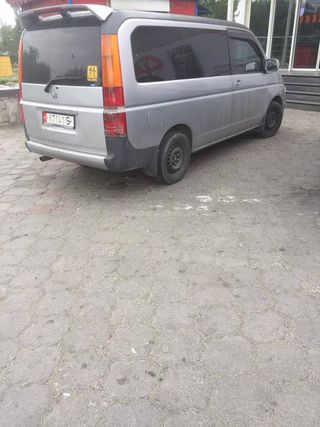 Парковка на тротуаре на ул.Курманджан Датки