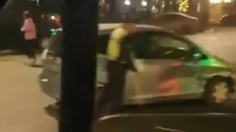 На Киевской столкнулись два «Фита». Видео и фото с места аварии