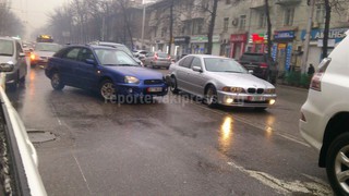 На перекрестке Манаса-Киевская произошло ДТП, - очевидец <i>(фото)</i>